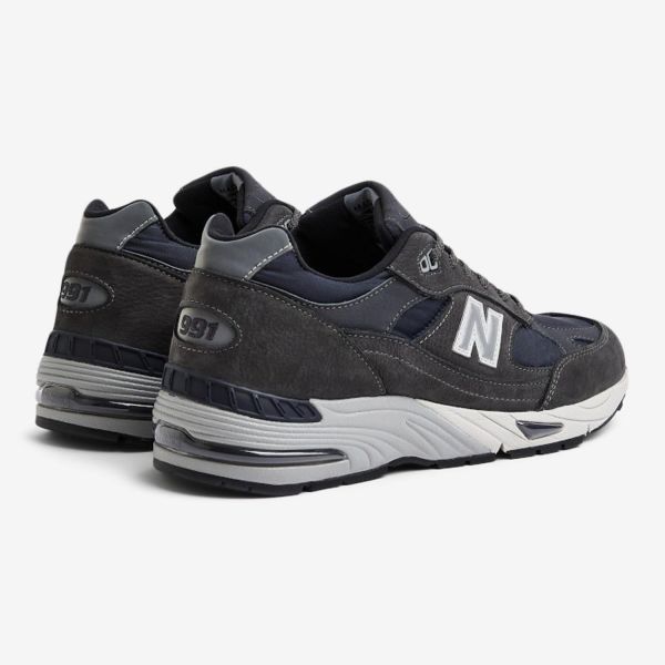 Кросівки New Balance M991DGG.
