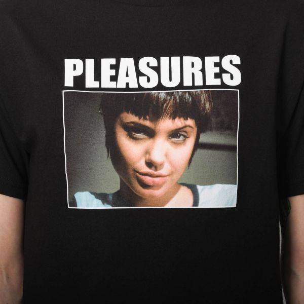 Футболка Pleasures Kate T-Shirt black.
