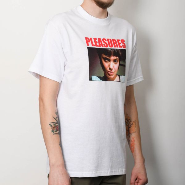 Футболка Pleasures Kate T-Shirt.