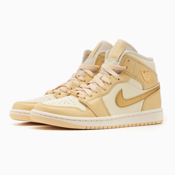 Кеды Nike Air Jordan 1 Mid SE FB9892 200.