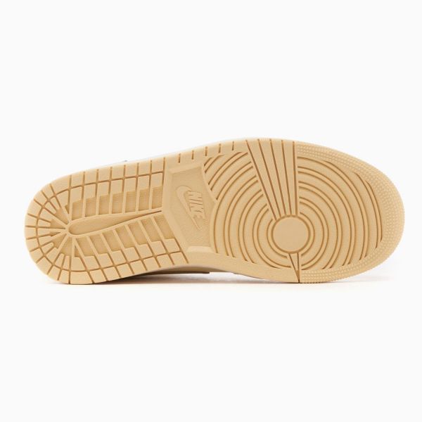 Кеды Nike Air Jordan 1 Mid SE FB9892 200.