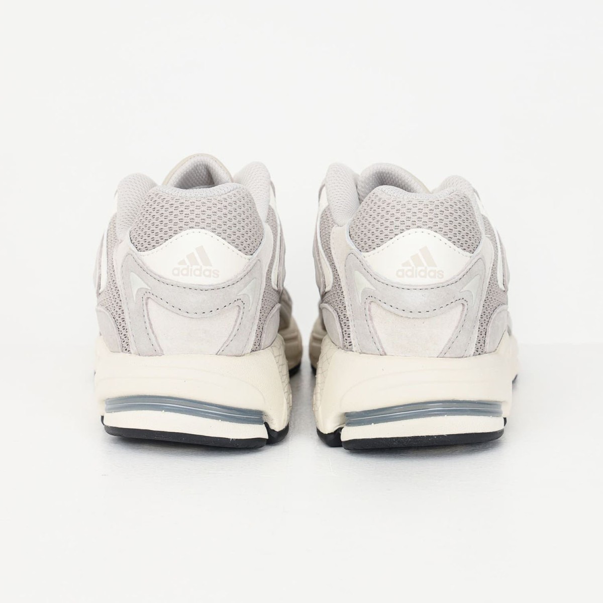Кросівки Adidas Response CL W IG3392