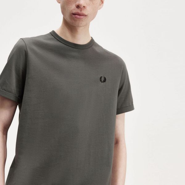 Футболка Fred Perry M3519 R35.