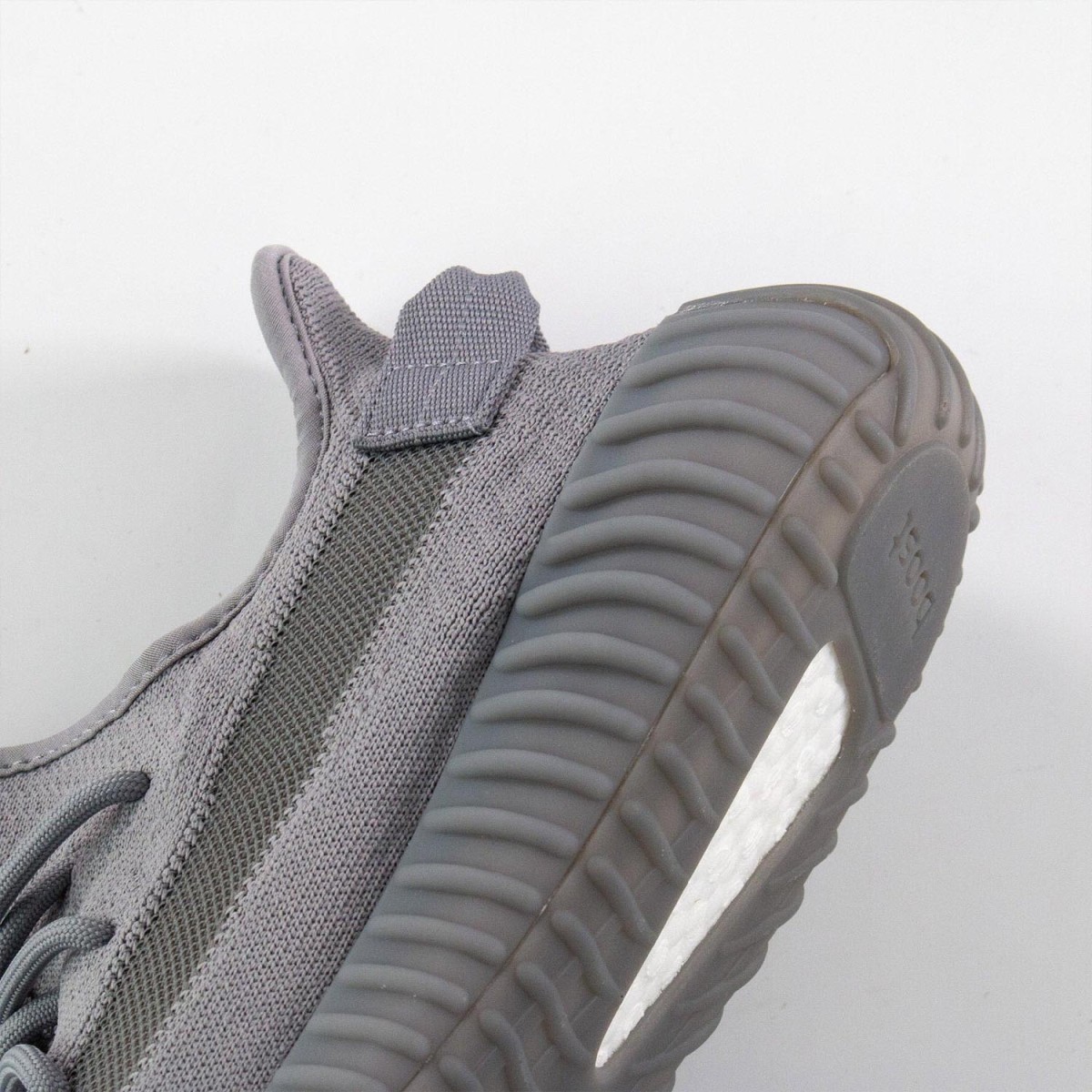 Кросівки Adidas YEEZY Yeezy Boost 350 V2 Stegry/Stegry/Stegry