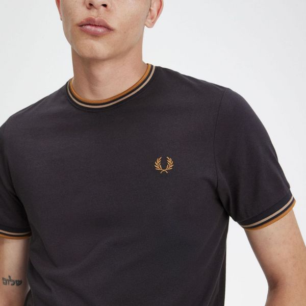 Футболка Fred Perry M1588 U93.