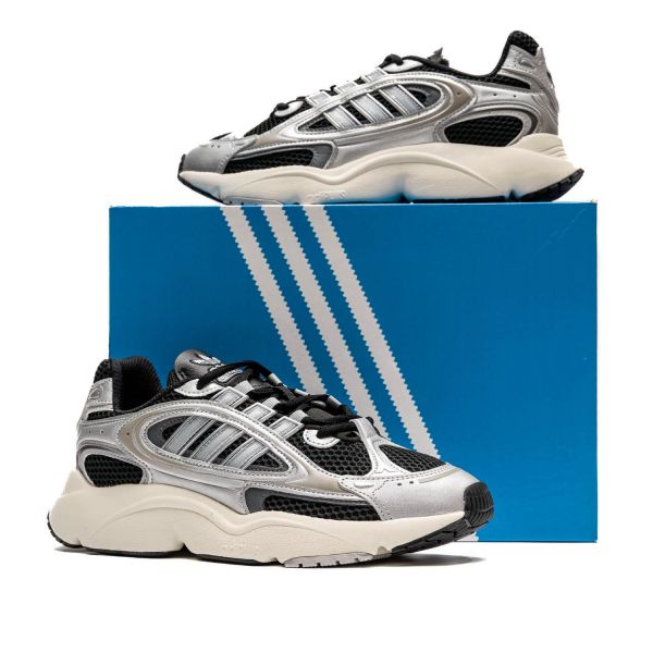 Кроссовки Adidas Ozmillen IF4012.