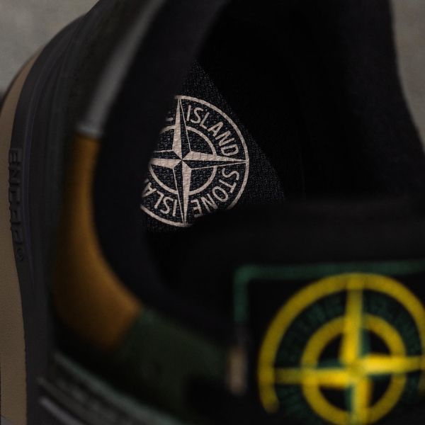 Кросівки Stone Island U574LGTN.