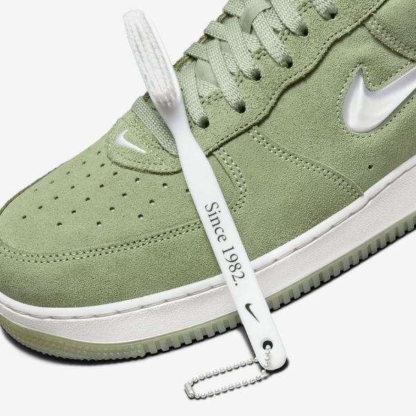 Кеды Nike Air Force 1 Low Retro DV0785 300