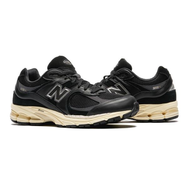 Кроссовки New Balance M2002RIB.