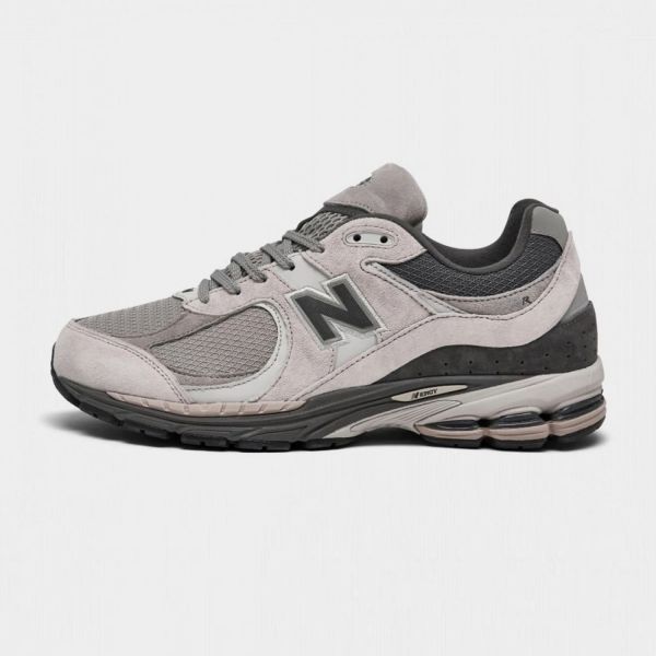 Кроссовки New Balance M2002RRW.