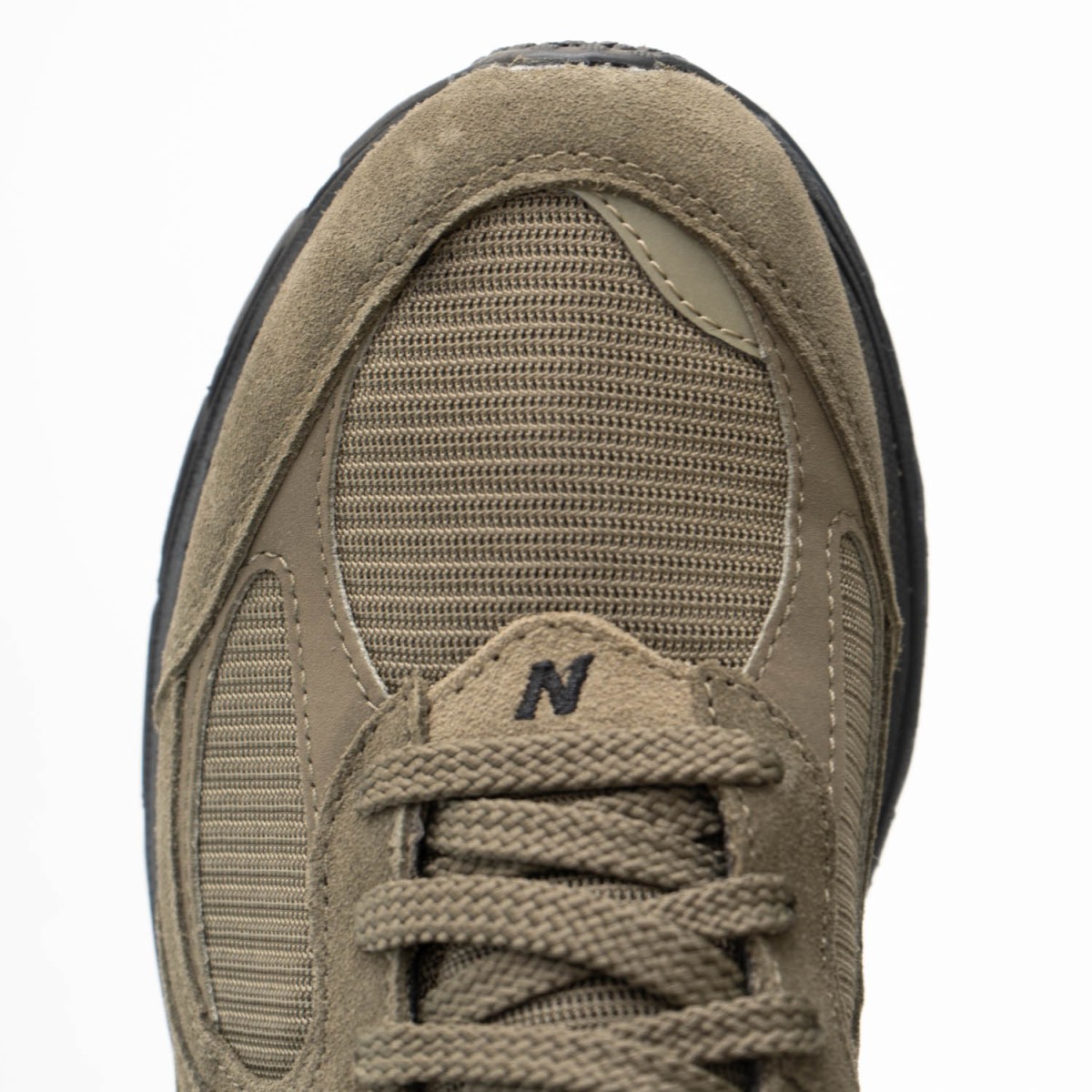 Кросівки New Balance M2002RZC