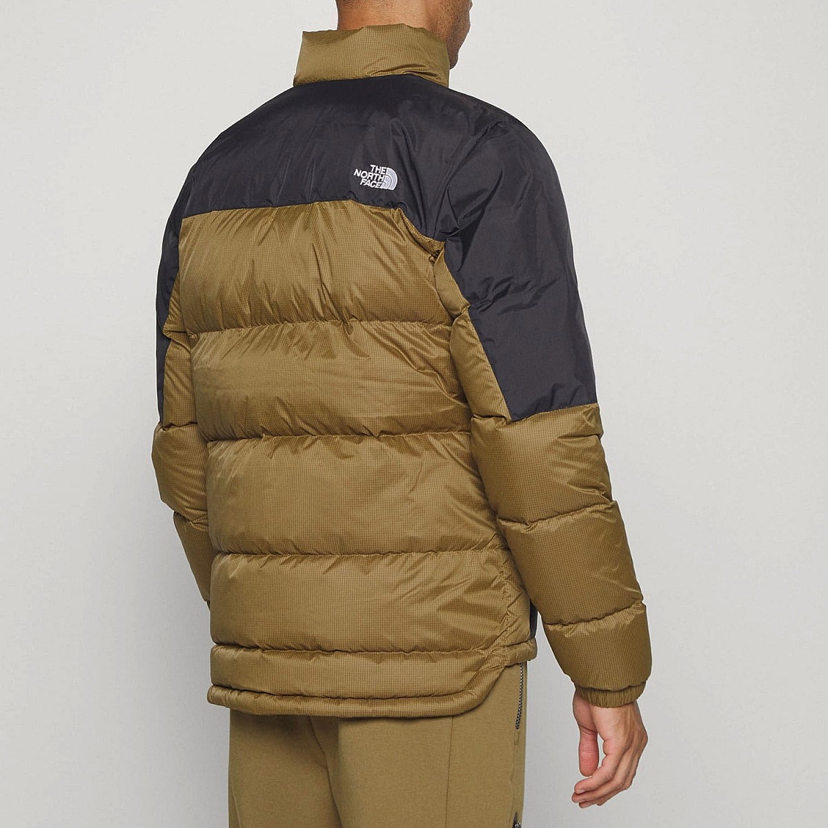 Куртка The North Face M Diablo Down Jacket Miltaryolv