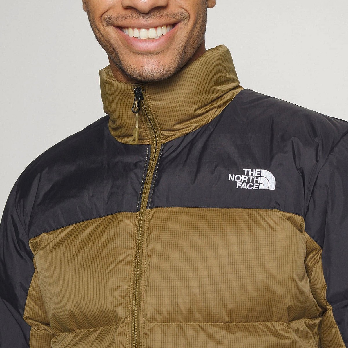 Куртка The North Face M Diablo Down Jacket Miltaryolv