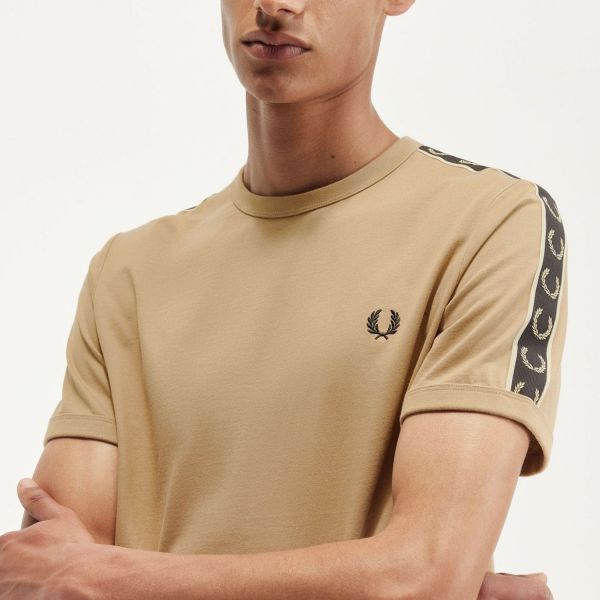 Футболка Fred Perry M4613 V19.