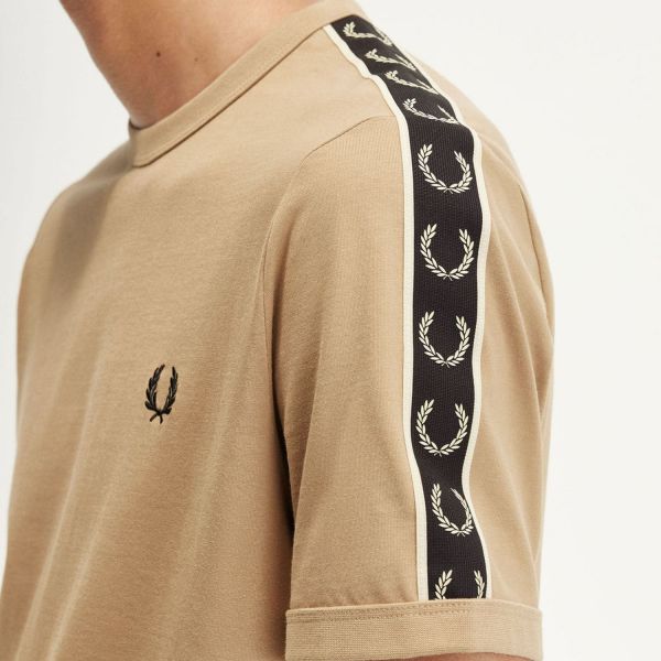 Футболка Fred Perry M4613 V19.