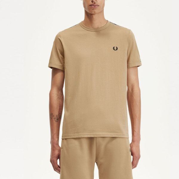 Футболка Fred Perry M4613 V19.