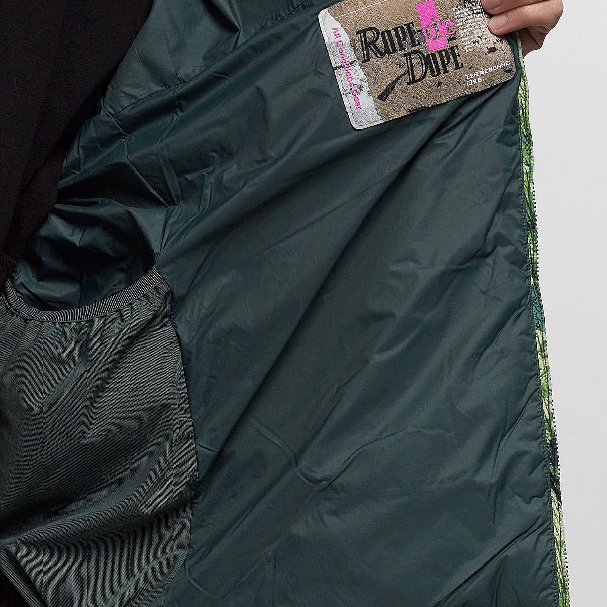 Куртка Nike FN7113-338