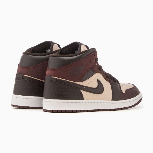 Кросівки Nike AIR Jordan 1 Mid SE FZ4359 200.