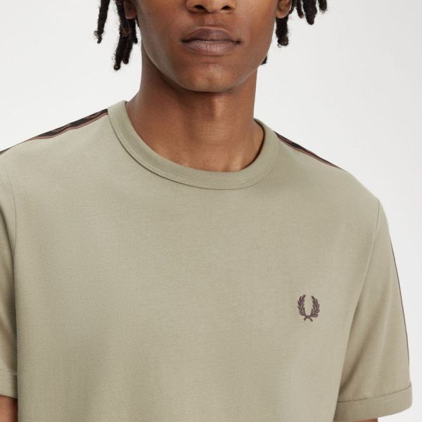 Футболка Fred Perry M4613 U84.