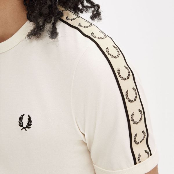 Футболка Fred Perry M4613 S70.