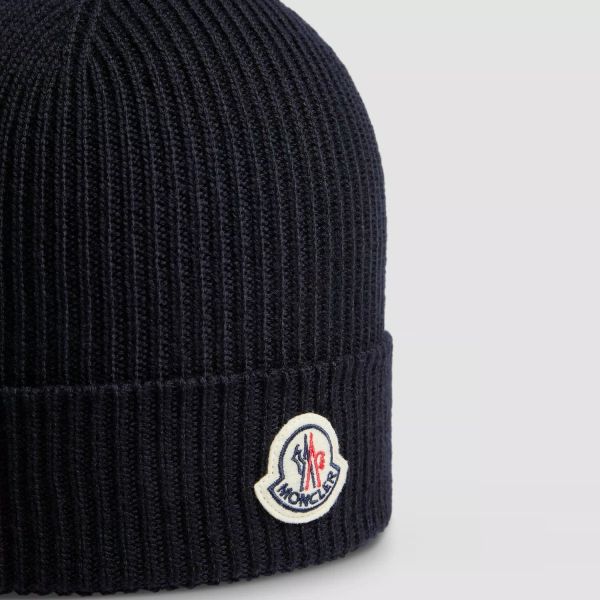 Шапка Moncler Berretto Tricot 742.