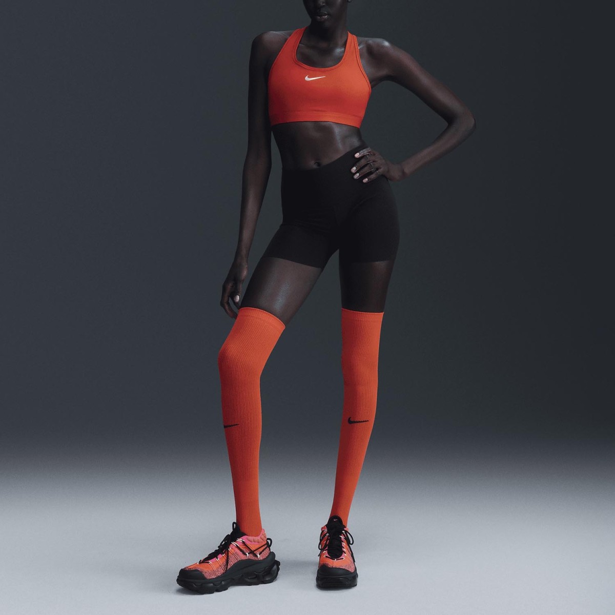 Топ Nike DX6821-657
