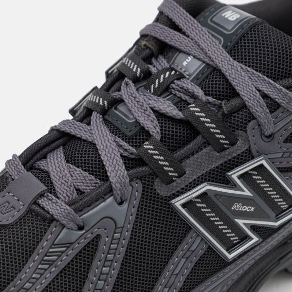 Кроссовки New Balance M1906RLB