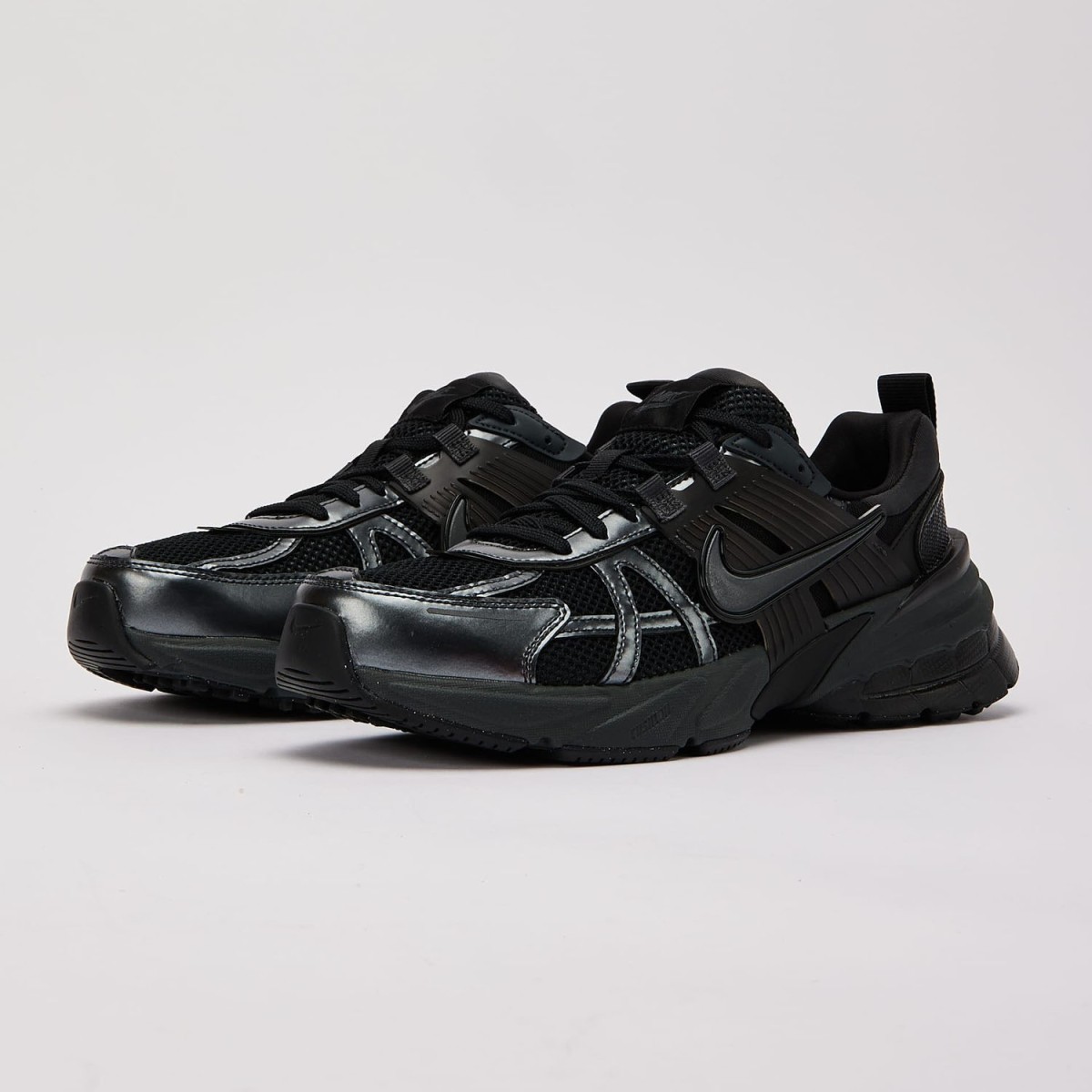 Кроссовки Nike V2K Run HJ4497 001