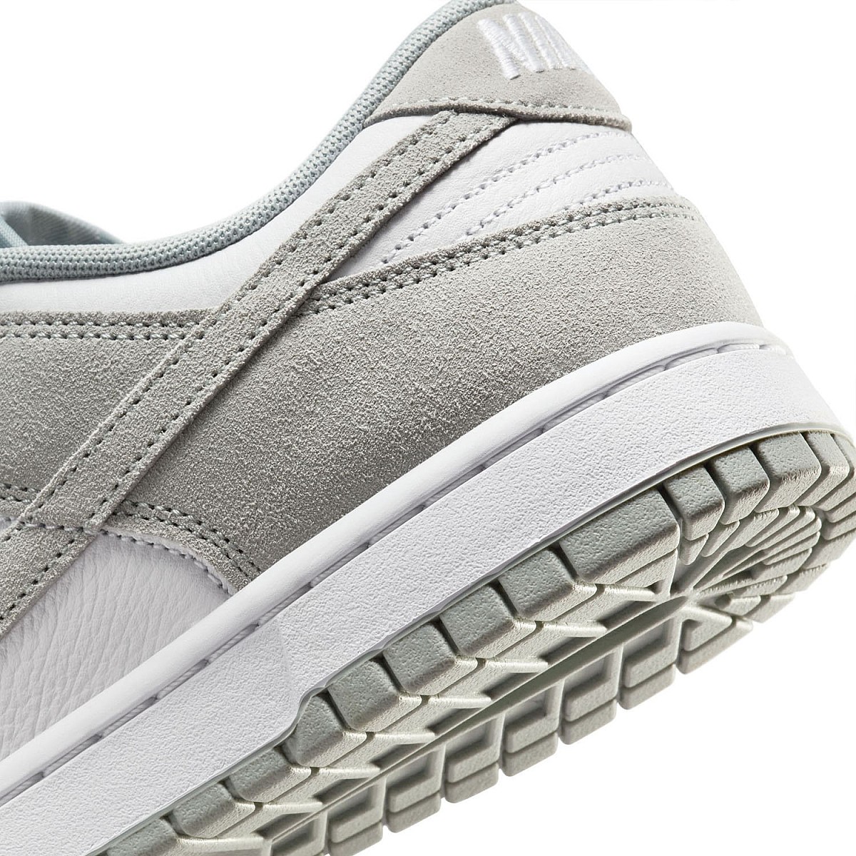 Кеды Nike Dunk Low Retro SE FQ8249 101