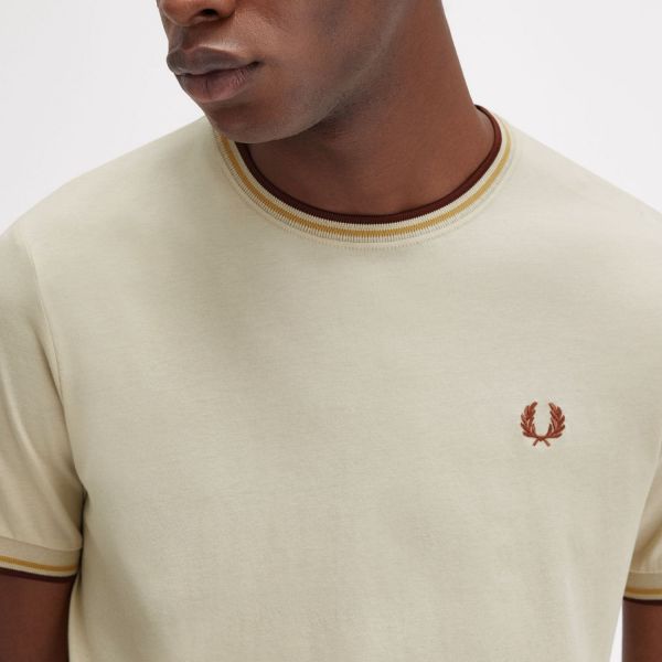 Футболка Fred Perry M1588 W55.