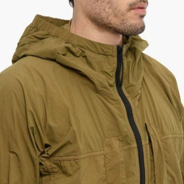 Ветровка Woolrich COWJCPS1905GD4545B.