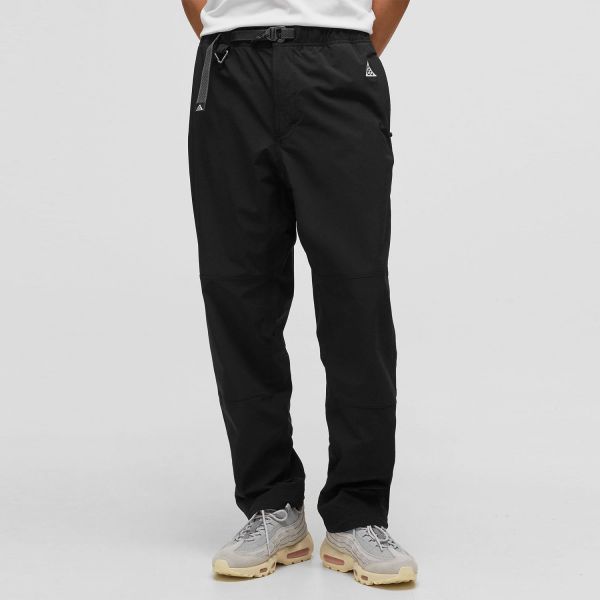 Спортивні штани Nike ACG DR4791-010.