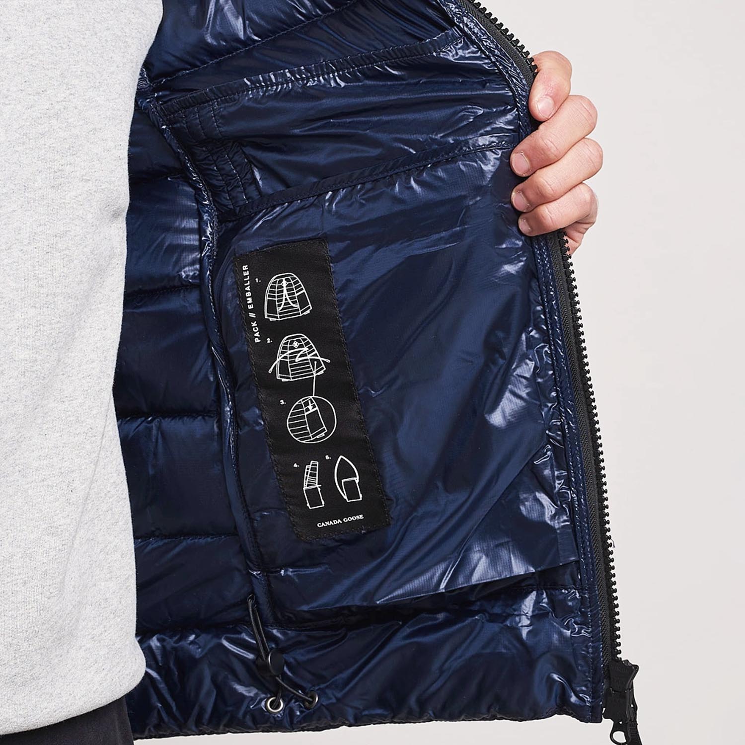 Пуховик Canada Goose Crofton Hoody