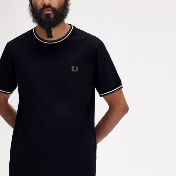 Футболка Fred Perry M1588 W54.