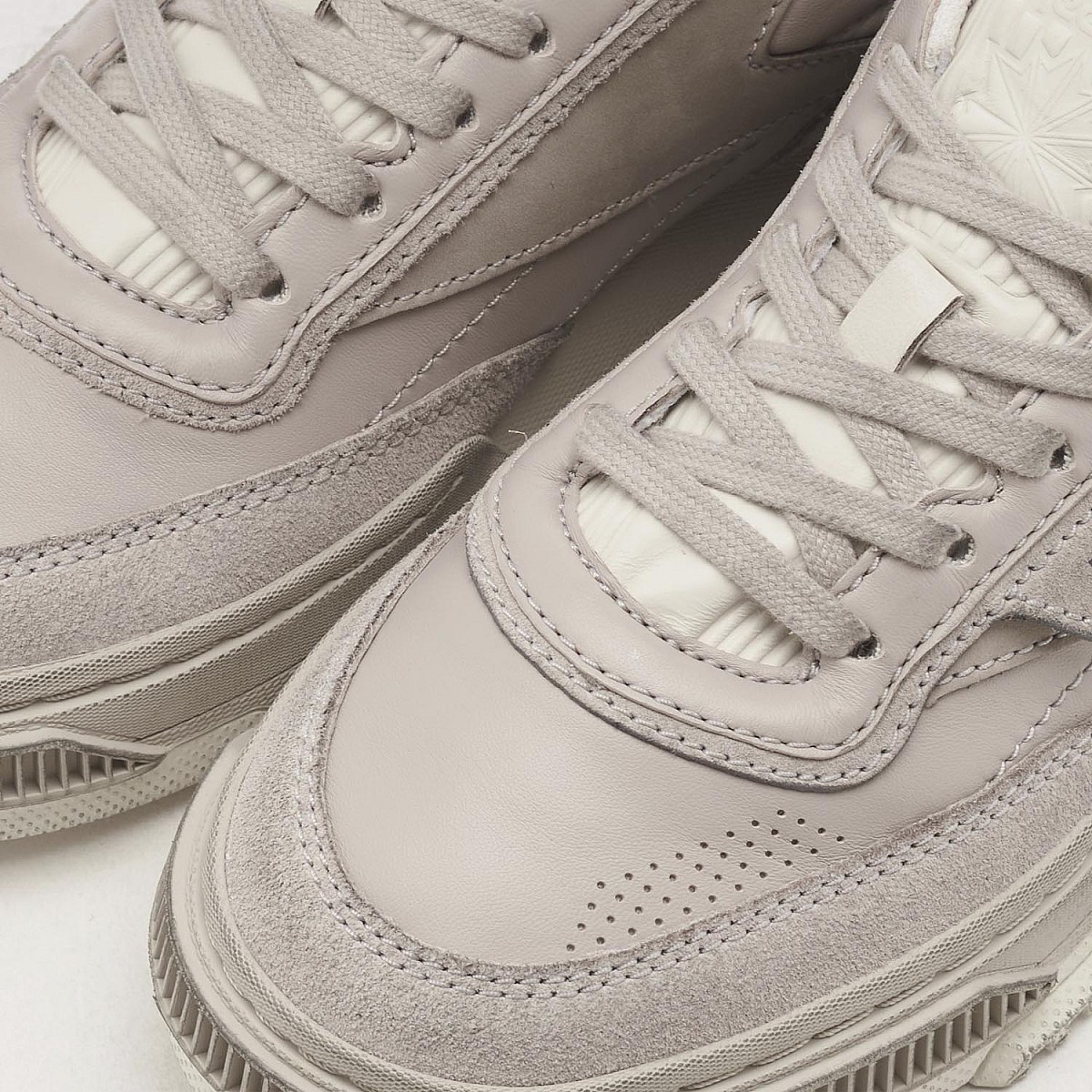 Кеди Reebok Club C LTD Wax Concrete Grey