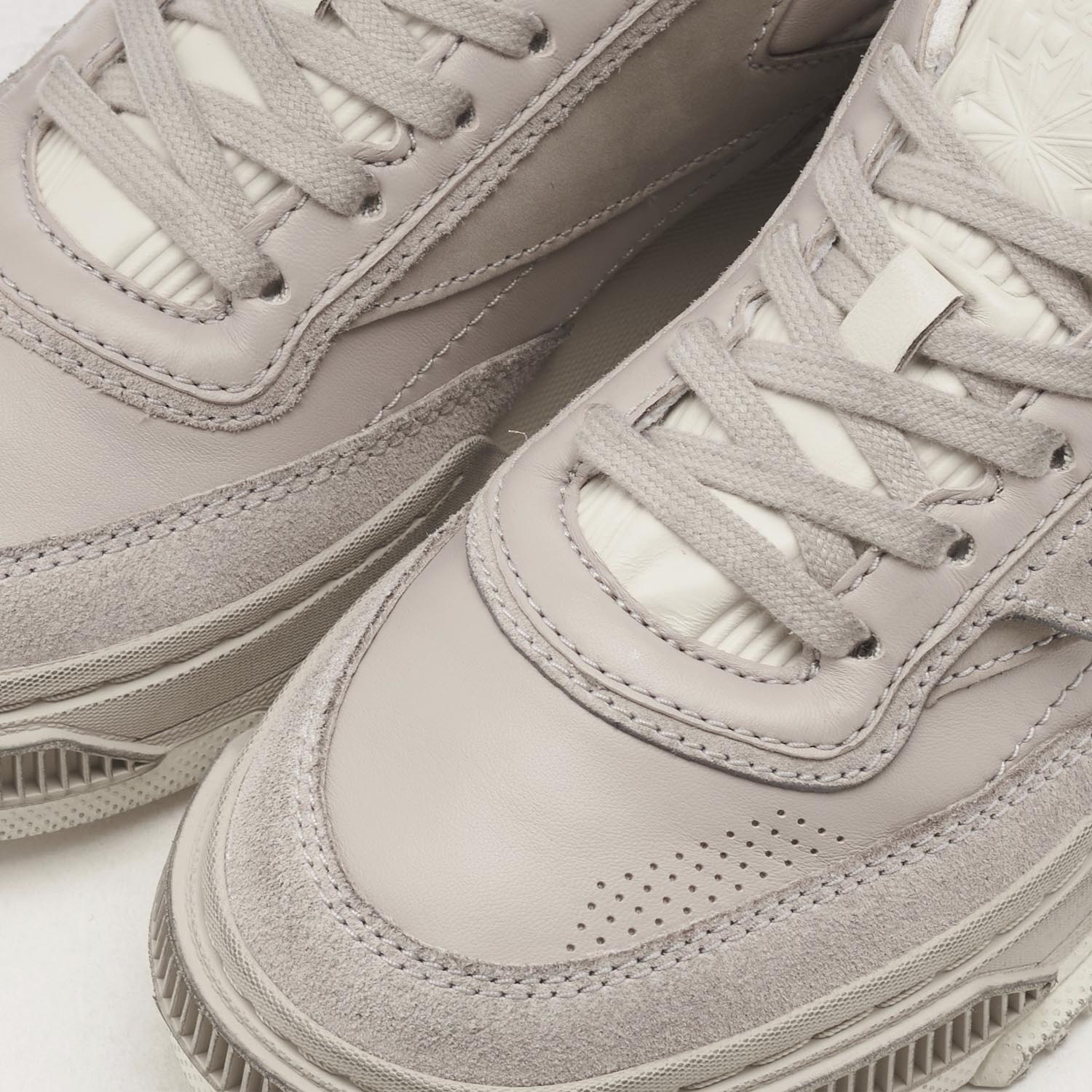 Кеди Reebok Club C LTD Wax Concrete Grey