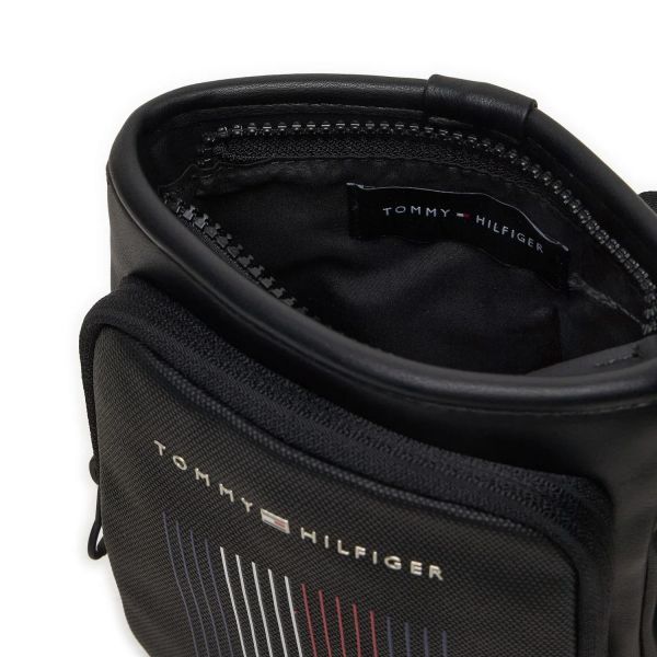 Сумка Tommy Hilfiger TH Foundation Mini Crossover.