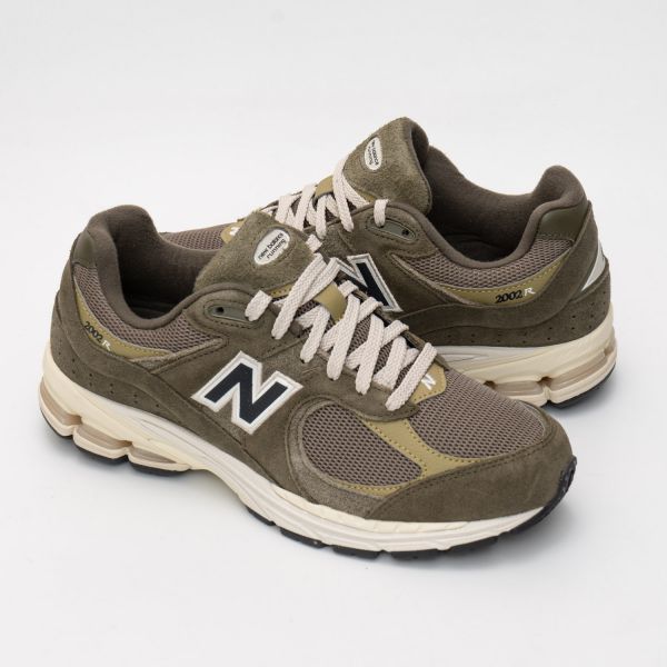 Кроссовки New Balance M2002RZD.
