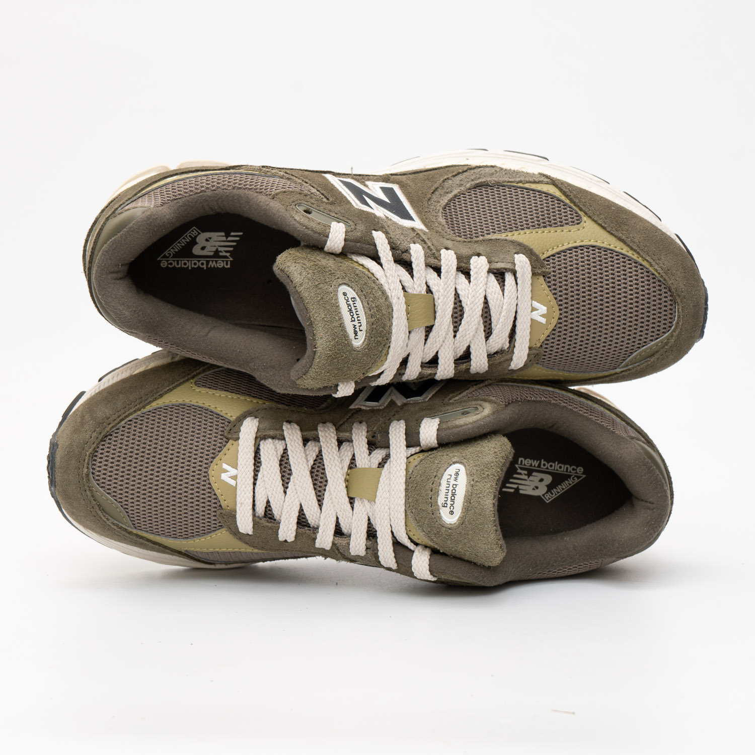 Кросівки New Balance M2002RZD