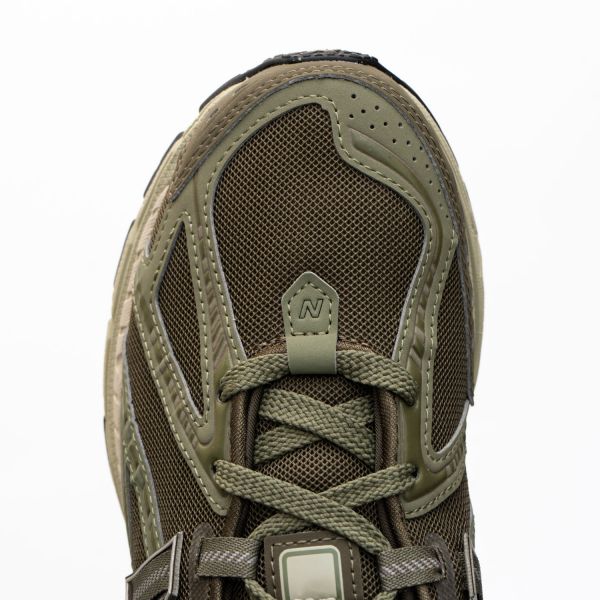 Кроссовки New Balance M1906RLO.