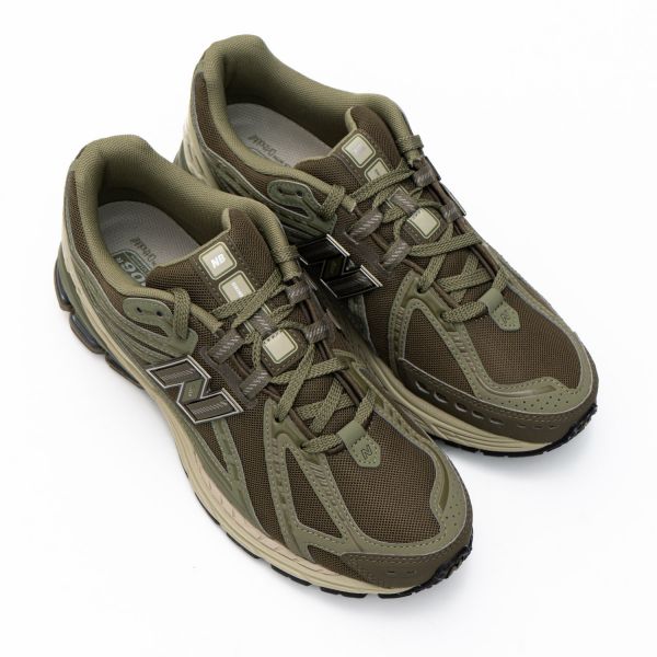 Кроссовки New Balance M1906RLO.