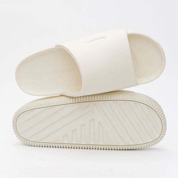 Шльопанці Nike Calm Slide FD4116-100.