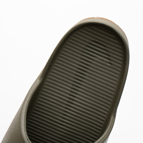 Шльопанці Nike Calm Slide FD4116-203.