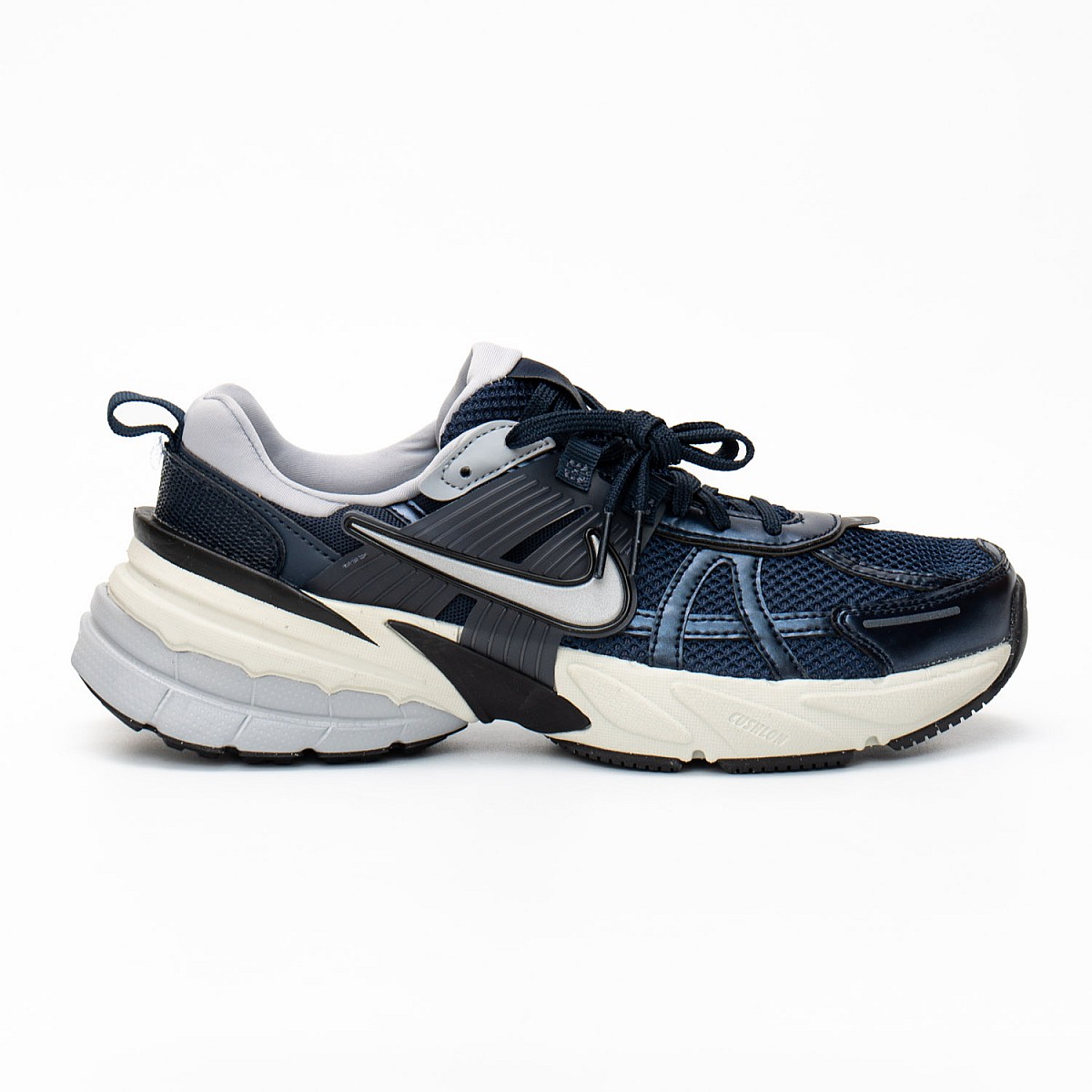 Кросівки Nike V2K Run HJ4497 400