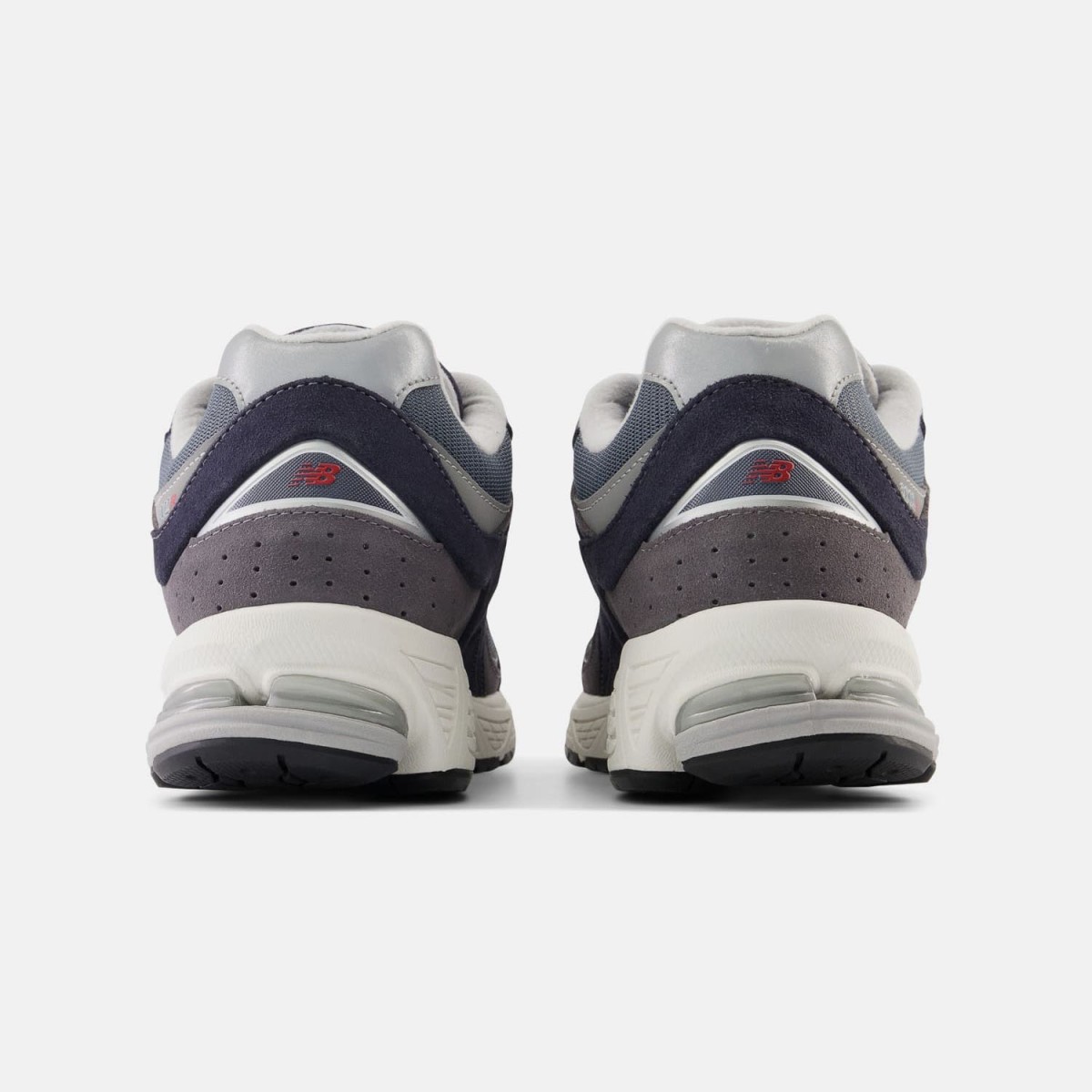 Кросівки New Balance M2002RSF