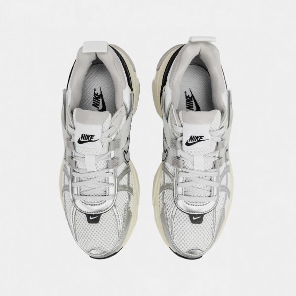 Кроссовки Nike V2K Run FD0736 100.