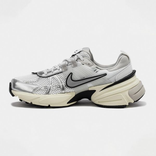 Кроссовки Nike V2K Run FD0736 100.