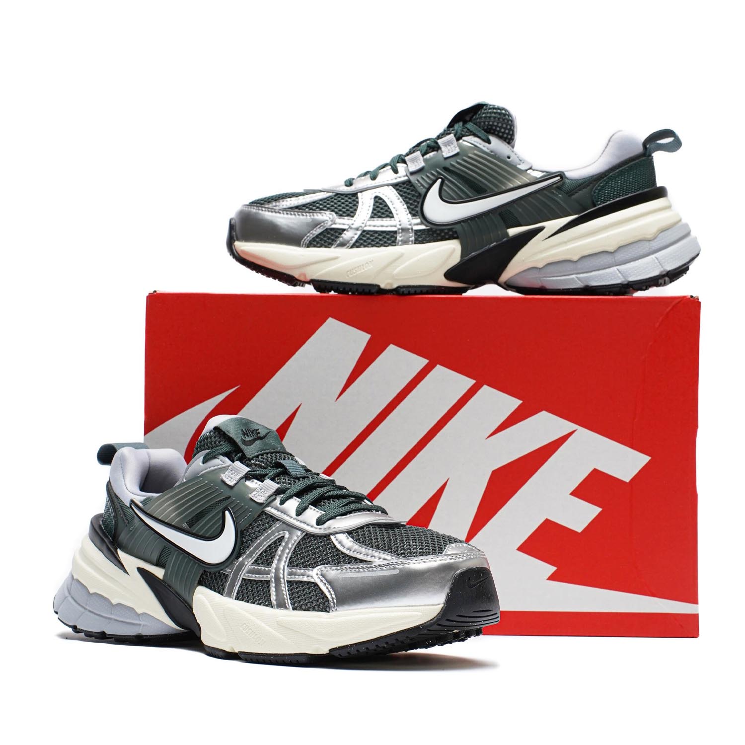 Кросівки Nike V2K Run HJ4497 300
