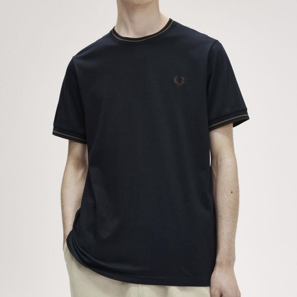 Футболка Fred Perry M1588 W65.