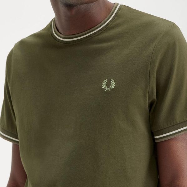 Футболка Fred Perry M1588 W92.